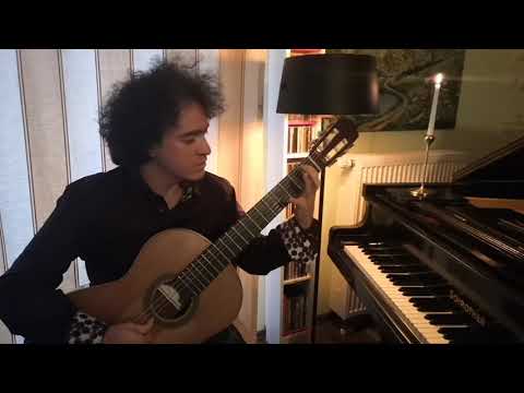 Cecilio Perera plays Tango En Skai by Roland Dyens