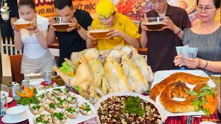 Download lagu NGA SUMO ĐỔ MỒ HÔI HỘT KHI ĂN TIẾT CANH DÚI VÀ MÂM HẢI SẢN VỚI QUY MÔ CHƯA TỪNG CÓ TẠI NHÀ HÀNG ￼TML mp3
