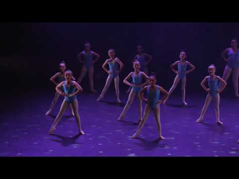 🩰 Alexis preform's 8-9 year old Grade 3 Ballet at Brent Street Sydney, Australia 🇦🇺