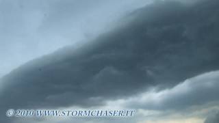 preview picture of video 'Supercell near Brescia 23 July 2010'