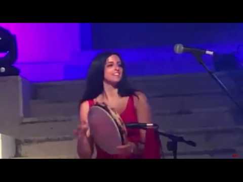 VALENTINA DONATO E MIMMO CAVALLARO --il finale a Torella dei lombardi..