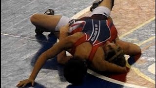 Ricardo Santana pins Kelton LeBaron at the 2016  GHSA State Tourney