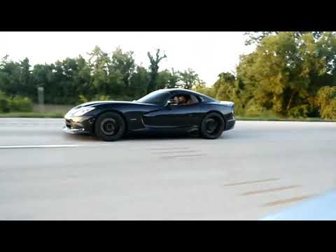 1500hp Twin Turbo Viper Destroys 1000hp C6 ZR1 - Wait Till The Boost Hits!