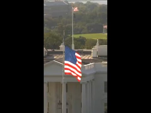 White House still blocks media outlets despite order