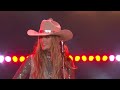 Lainey Wilson Smell Like Smoke New Year S Eve Live Nashville S Big Bash Performance