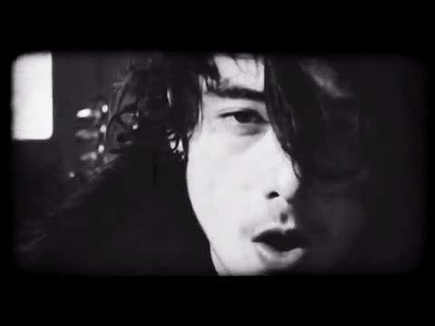 STICKY FINGERS - JUICY ONES (Official video)