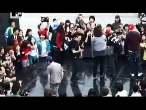 Untouchable- tell me why (with ELLY/ LE from EXID)