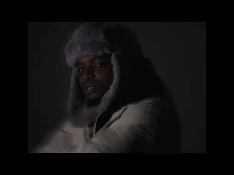 Suit And Tie Ft. Young2unn Beats (Official Music Video)