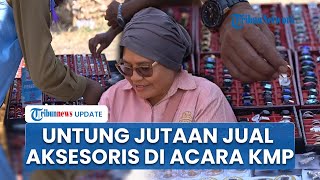 Cerita Neni 'Pedagang Nyasar' Raup Untung Jual Aksesoris Kades, Omzet hingga Rp 15 Juta per Hari