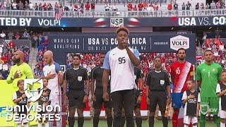 Avery Wilson se luce con la interpretación del himno de los Estados Unidos