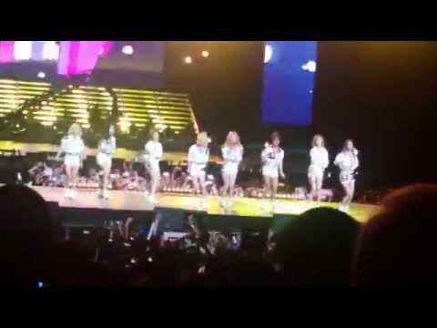 4K-2160p Fancam [150808 KCON NY 2015] Girls' Generation(소녀시대) - Gee
