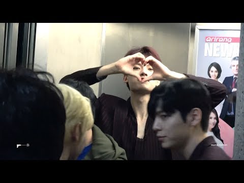 180426 인투잇 성현 - 아리랑라디오 sound k 출퇴근 직캠