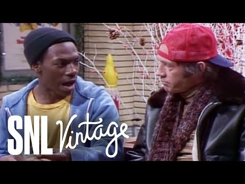 KFC Lovers Mourn the Death of Colonel Sanders - SNL