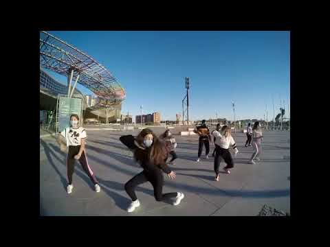Coreografía “Lo de atra”/ Aar, J Graterol. Lau Andrade