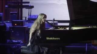 Nashville - Clare Bowen (Scarlett) Sings &quot;Falling&quot;