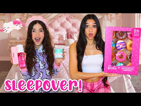 SLEEPOVER WITH MY SISTER!💗