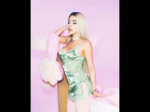 Miranda!, Kenia Os - Siempre Que lo Beso [SQLB] (Live Studio)