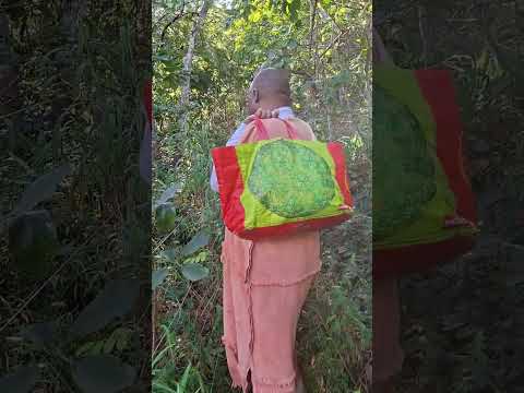 Subindo ao santo monte da oração, na cidade de Campinorte, Goiás.Você que precisa de oração.