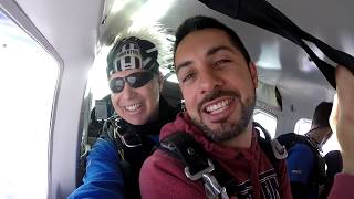 Franklin Fernandes first time parachuting