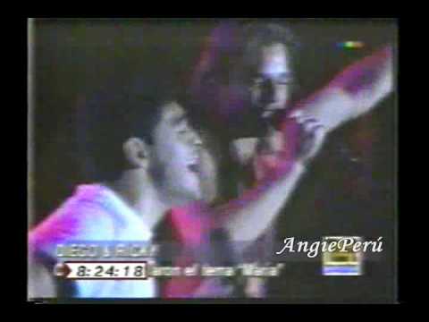 Recordando a Maradona y Ricky Martin...cantando María