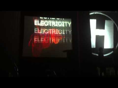 Metrik ✖ London Elektricity ✖ Camo & Krooked @arena dnb 1 7 0 5 2 0 1 3