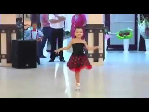 Child dance best performance : Amazing