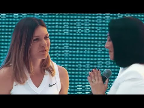 Andra - Imnul National @ Arena Nationala cu Simona Halep