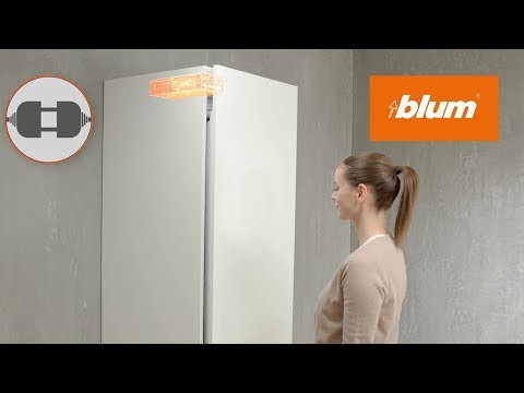 SERVO-DRIVE flex: elektrische Öffnungsunterstützung für grifflose, integrierte Kühlgeräte