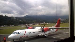 preview picture of video 'Llegada De Un ATR 72-600 De Avianca En Manizales'