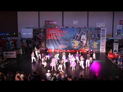 DANCERS 4 YOU - Does the doll have soul?