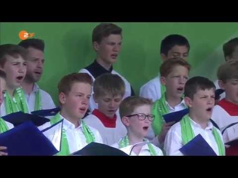 "Wenn das Brot, das wir teilen" (GL 470) | Dresdner Kapellknaben & Würzburger Domsingknaben (2016)