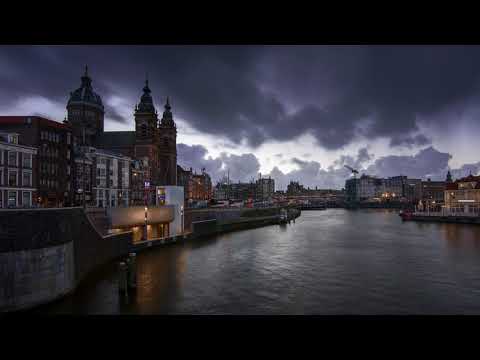 Amsterdam timelapse - From golden to blue hour
