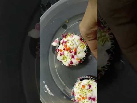 hand made mini cake for me thank wajeeha #song #music #newsong #love