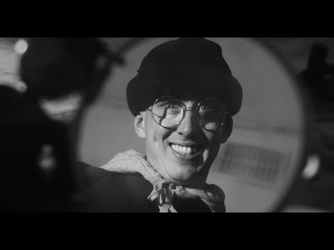 Weirdoe - DECOYS [OFFICIAL VIDEO](Directed by Renecide)