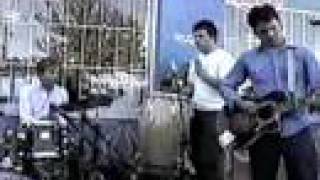 Modest Mouse Live - Ugly Casanova - Diggin&#39; Holes