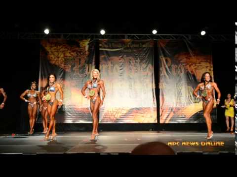 2015 IFBB Puerto Rico Pro - Master Figure Finals