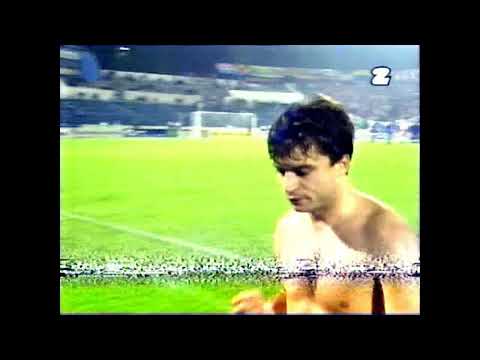 Roman Kosecki, Piotr Świerczewski - czerwone kartki niesportowe zachowanie (SVK-POL 4:1, el. ME' 96)