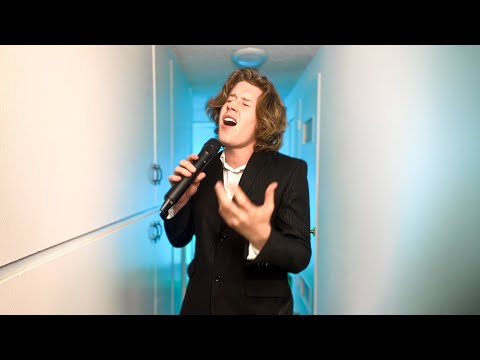 Unchained Melody - Righteous Brothers (Ky live cover)