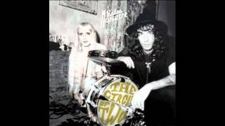 Rodeo Massacre - The Creepy Dance