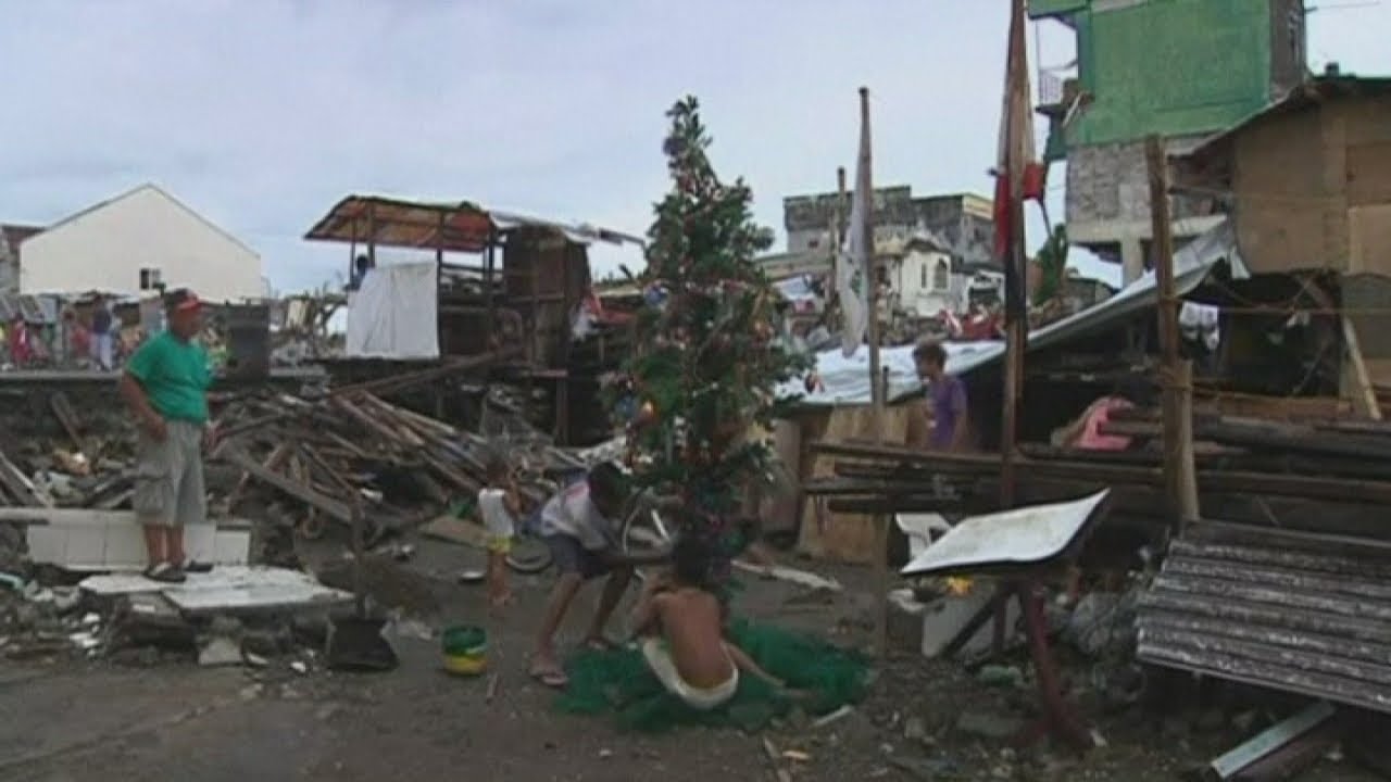 Typhoon survivors in Philippines prepare for Christmas