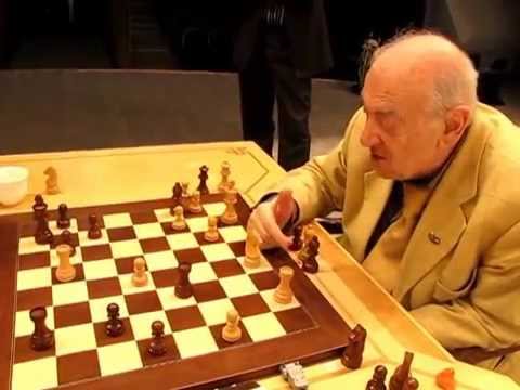 Spaskii - Kortchnoi 2009 chess match MVI_3302.MOV