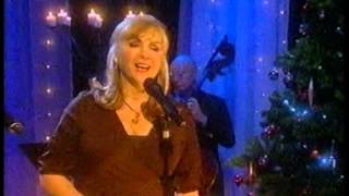 Lesley Garrett & Ruthie Henshall "In The Bleak Midwinter"