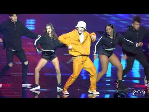 181110 TMall Double 11 Gala #레이 #LAY #LayZhang - #MapoTofu /麻婆豆腐