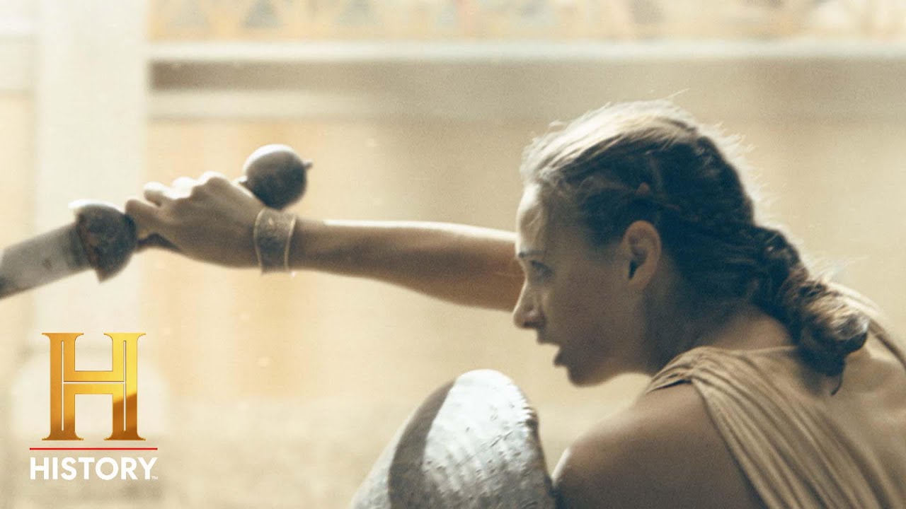 Gladiatrix Revolutionizes DEADLY Colosseum Combat | Colosseum