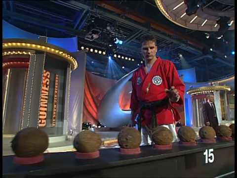 Most coconuts smashed in 1 min