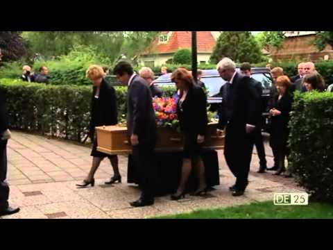 Overledenen 2011 | De 25 meest opmerkelijke showbizzgebeurtenissen