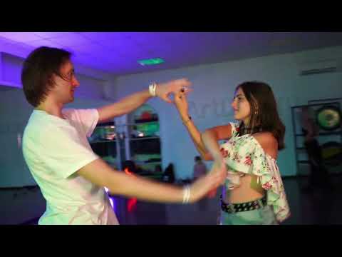 Breathtaking Brazilian Zouk Social Dance 🌙 Smoothness & Connection Level 1000