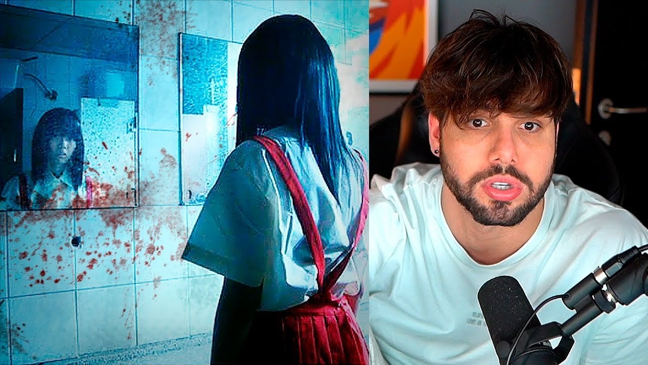 Ela foi fazer um ritual no banheiro da escola e acabou sofrendo as consequências