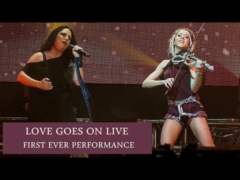 Lindsey Stirling feat Amy Lee | Love Goes On And On (Live - Legendado)