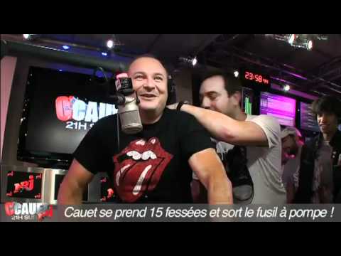 Cauet se prend 15 fessées et sort le fusil à pompe